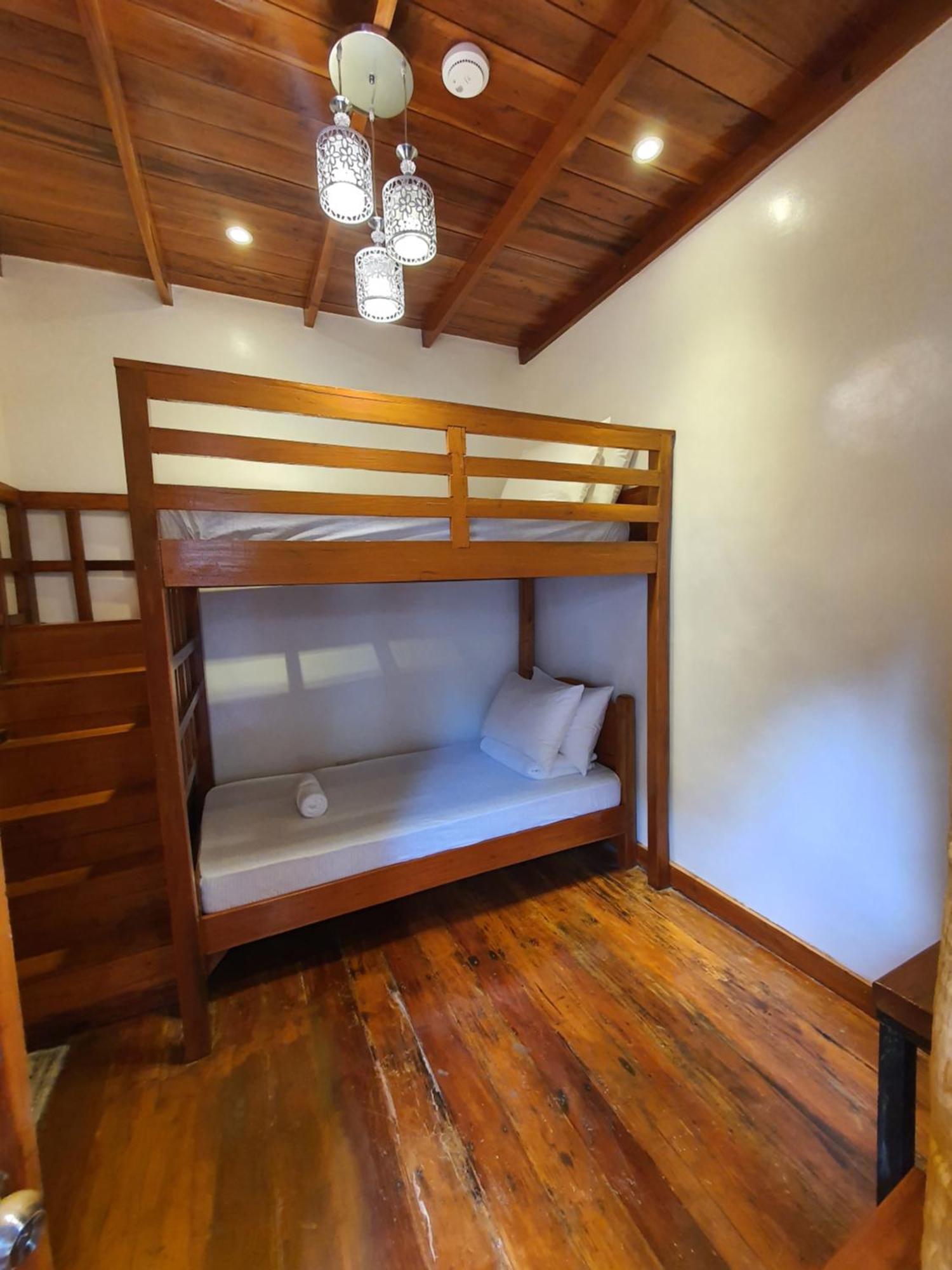 Glorias Panglao Inn 1 エクステリア 写真
